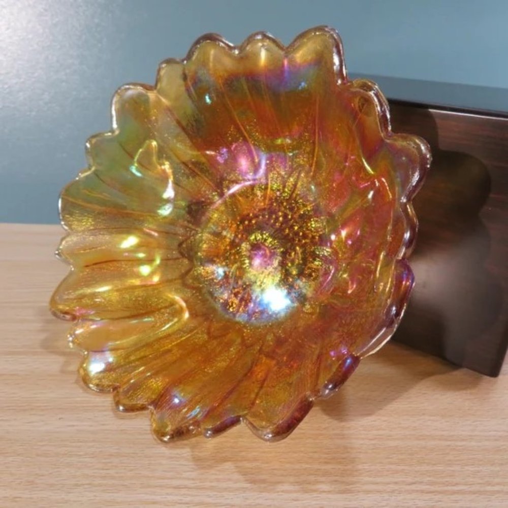 Vintage Iridescence Yellow / Amber Sunflower Glass Bowl